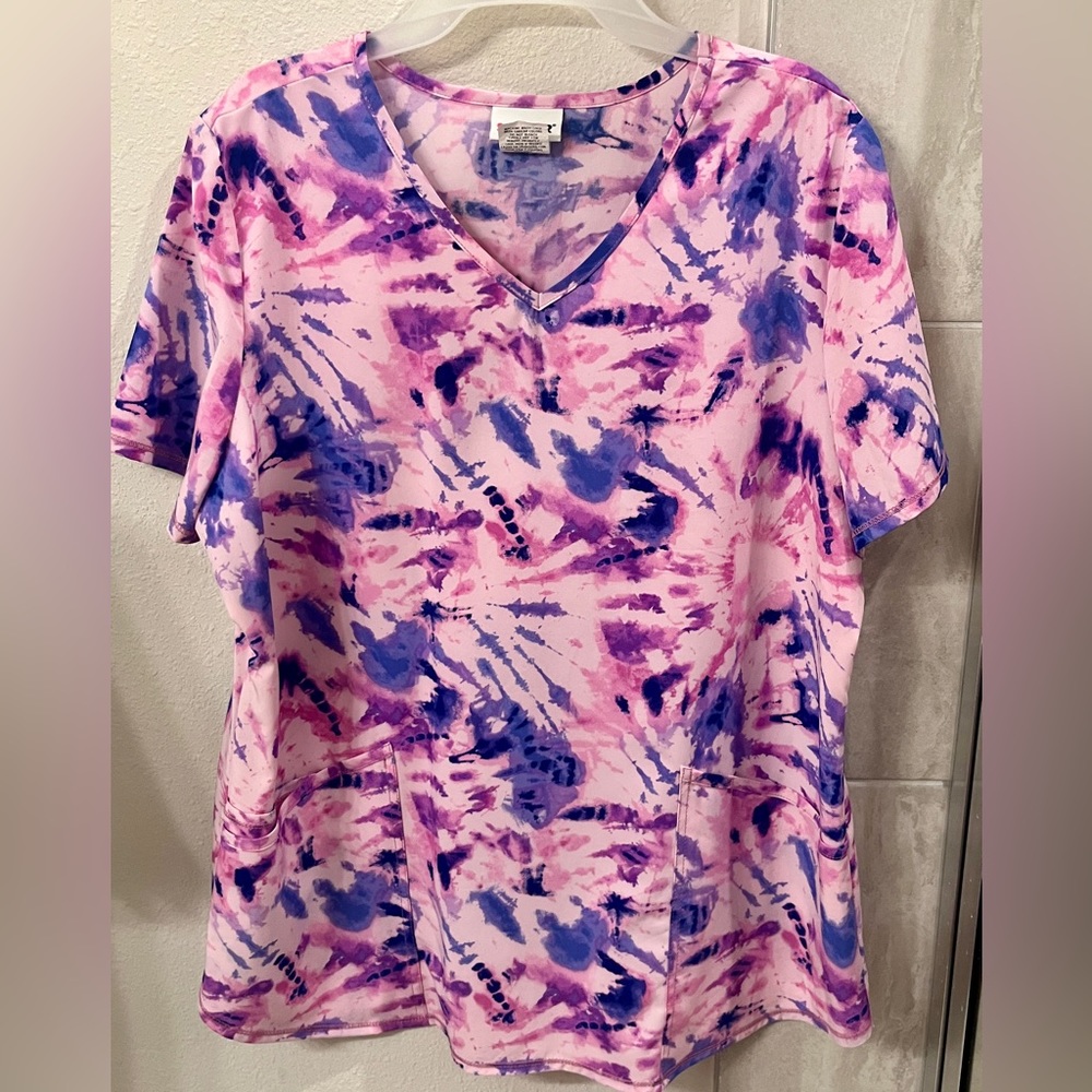 Scrub star Large pink tie dye scrub top